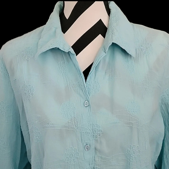 Sag Harbor Blouse - Picture 2 of 4